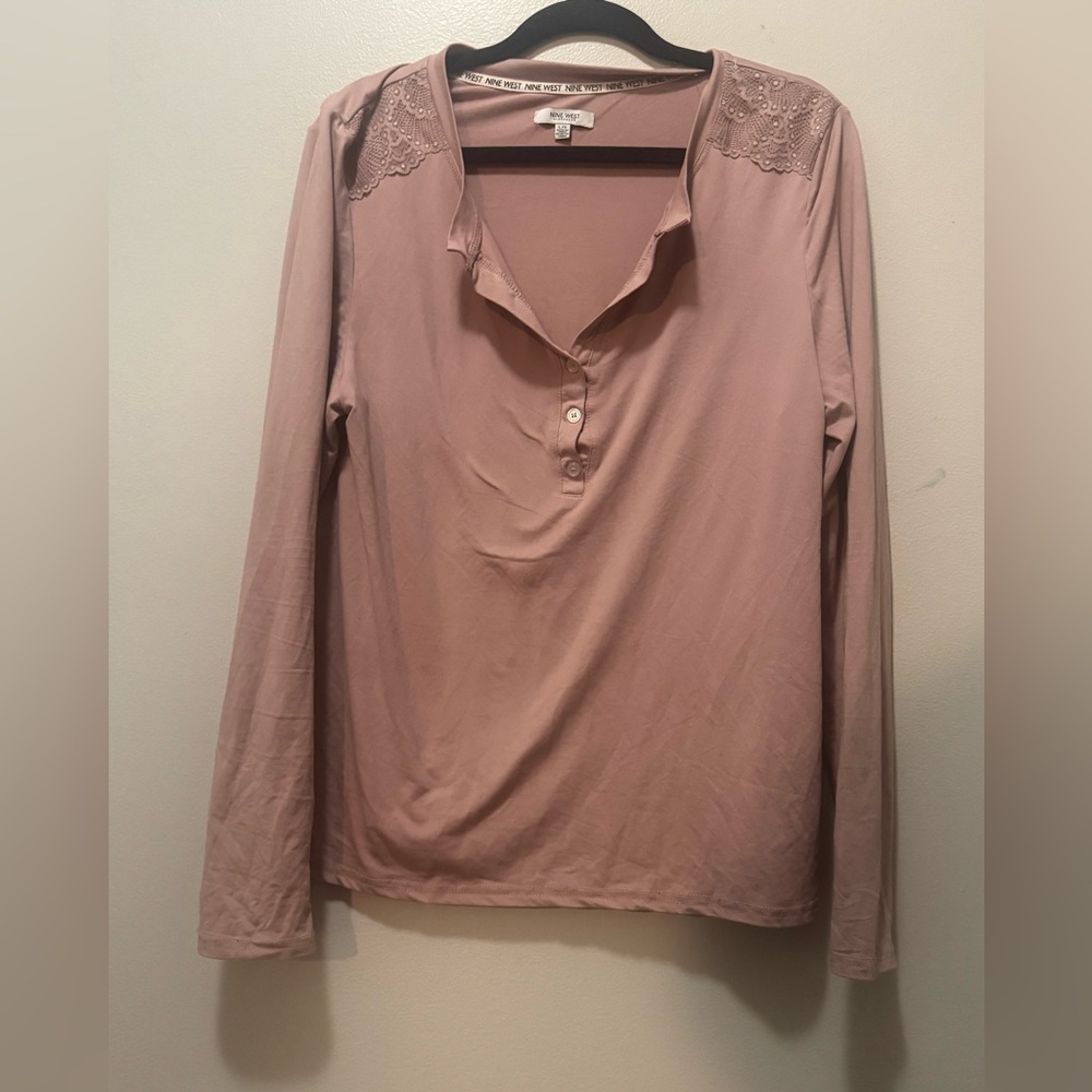 Nine West Sleepwear Mauve Pink Lace Shoulder Henley Pajama sleep Top Size L